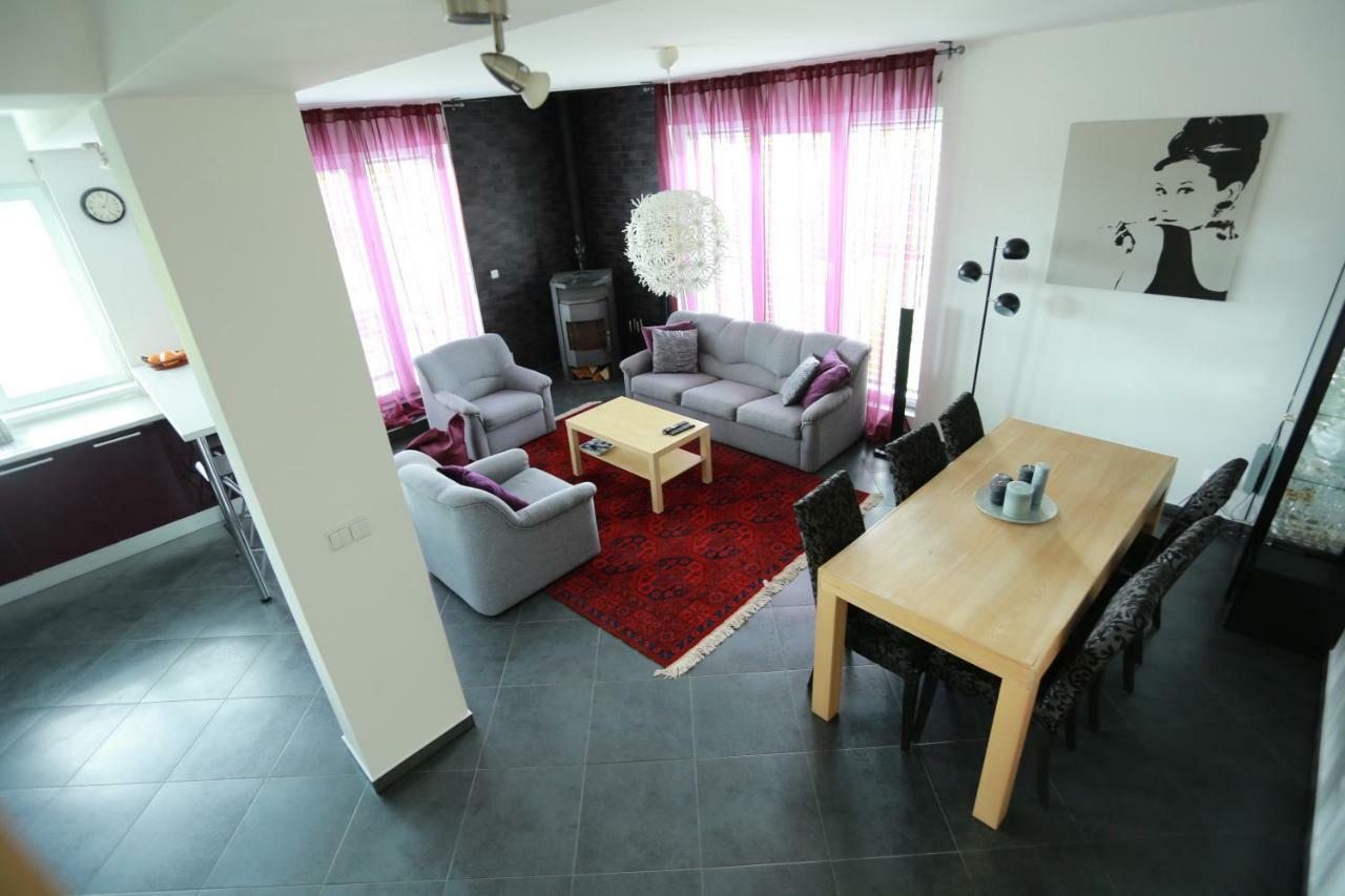 Hotel Sentis Užhorod Exteriér fotografie