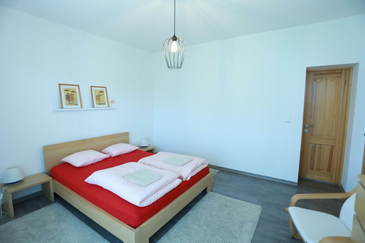 Hotel Sentis Užhorod Exteriér fotografie