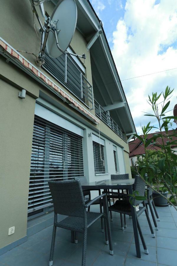 Hotel Sentis Užhorod Exteriér fotografie